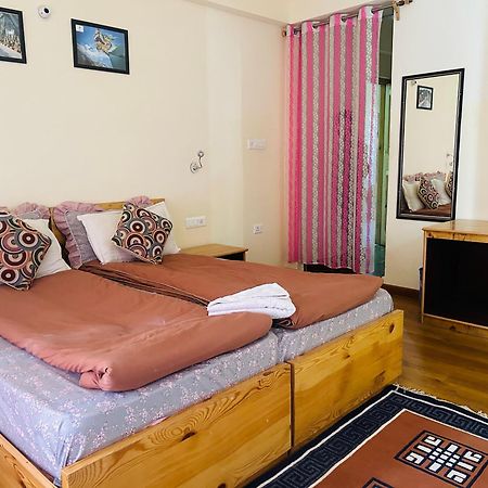 The Puma House Hotel Leh Luaran gambar